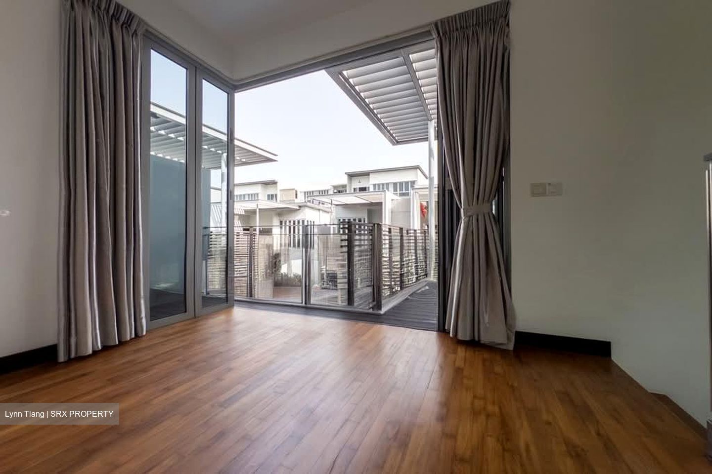 euHabitat (D14), Terrace #558863121